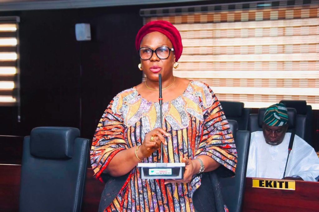 Gloria Nini Net Worth