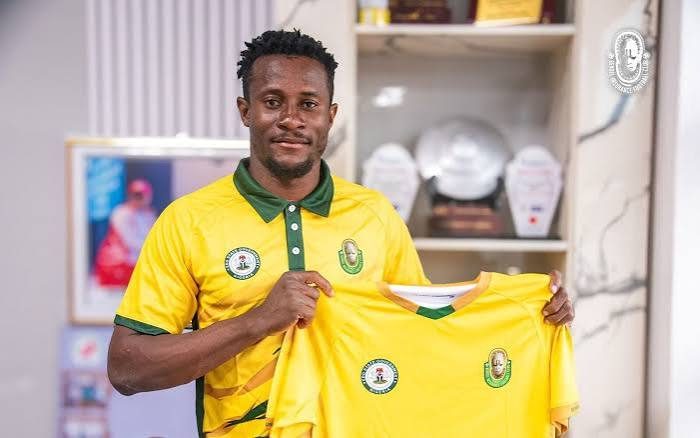 AMAS OBASOGIE BIOGRAPHY